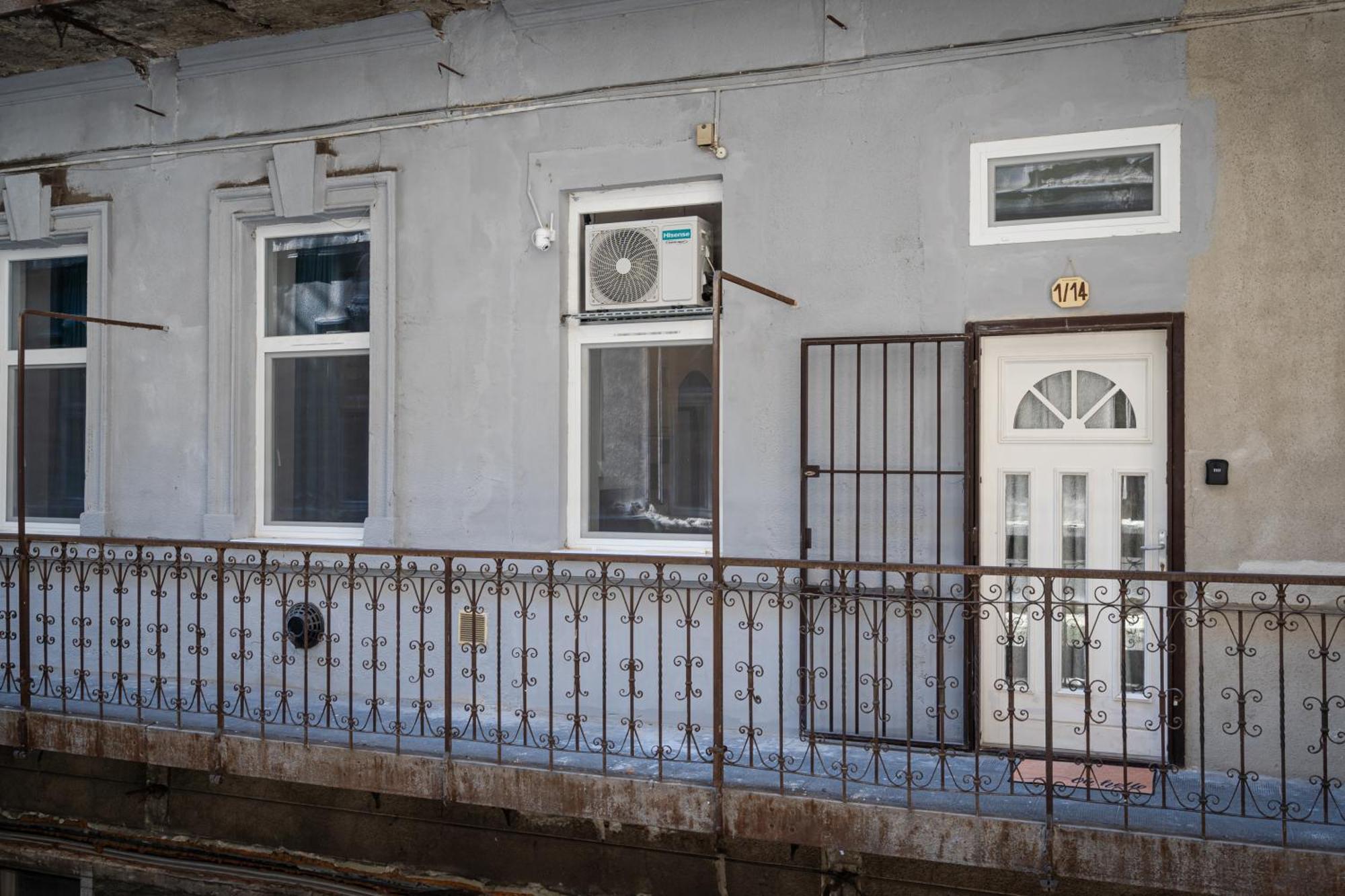 Affordable Heroes' Square Residence Budapest Exterior foto